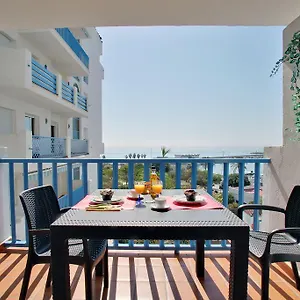 apartamento-el-faro-estepona.1costadelsol.com/