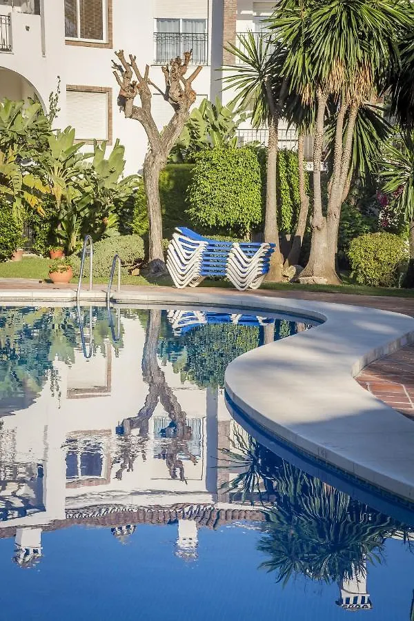 Hb - Comfortable Beachfront Holiday Apartment Spain